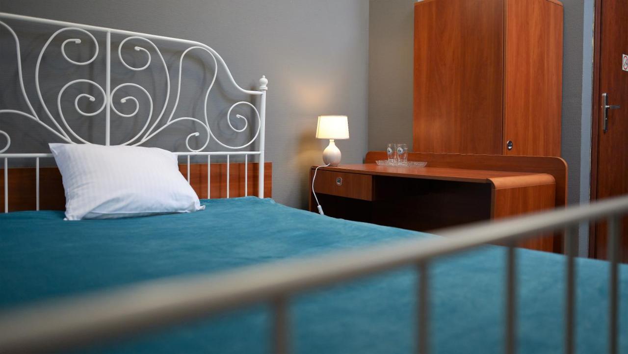 Gosciniec Czarci Mlyn Bed & Breakfast Bedzin Exterior photo